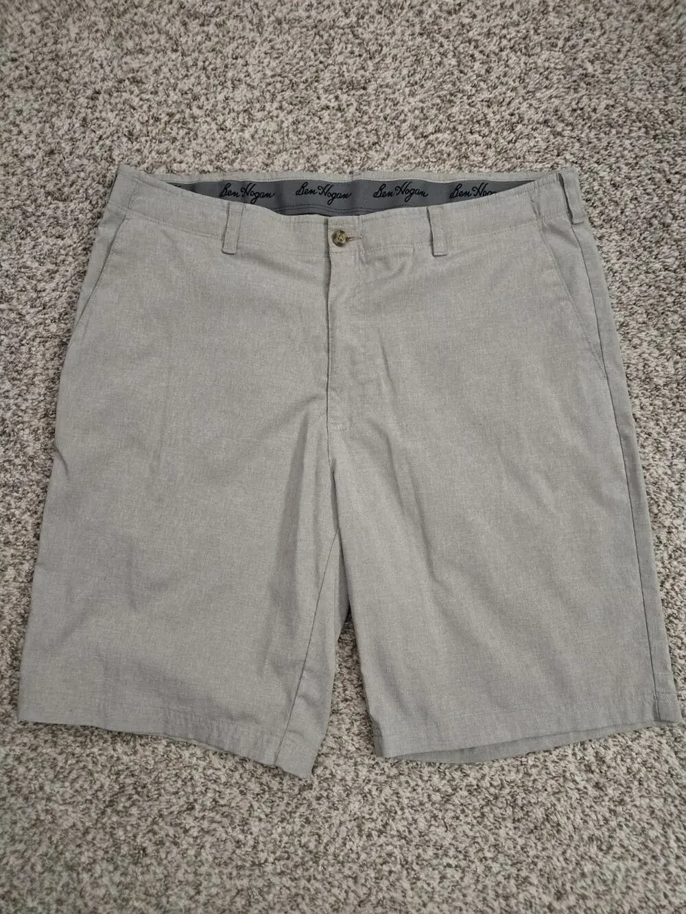 Ben Hogan Men's Beige Chino Shorts Flat Front Zip Button Slash Pockets Size 38